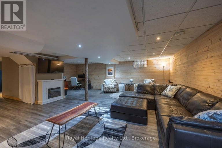 455 ORMOND DRIVE, Oshawa (Samac), Ontario, L1K2L8