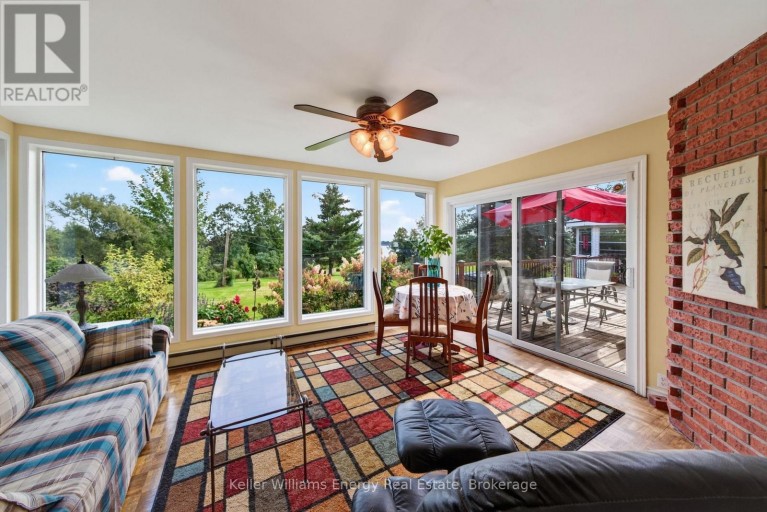 89 SMITH'S BAY AVENUE, Prince Edward County (North Marysburg Ward), Ontario, K0K2T0