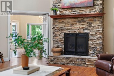 89 SMITH'S BAY AVENUE Prince Edward County (North Marysburg Ward) Ontario photo 23