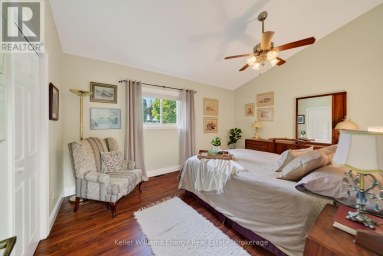 89 SMITH'S BAY AVENUE Prince Edward County (North Marysburg Ward) Ontario photo 25