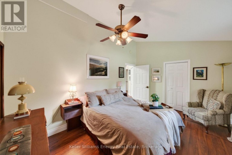 89 SMITH'S BAY AVENUE, Prince Edward County (North Marysburg Ward), Ontario, K0K2T0