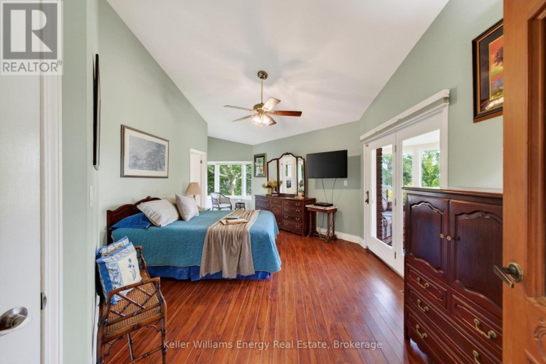 89 SMITH'S BAY AVENUE, Prince Edward County (North Marysburg Ward), Ontario, K0K2T0