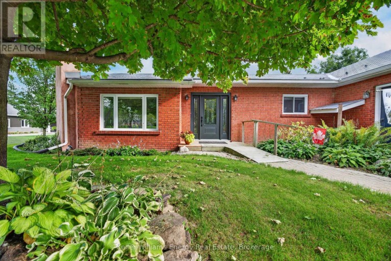 89 SMITH'S BAY AVENUE, Prince Edward County (North Marysburg Ward), Ontario, K0K2T0