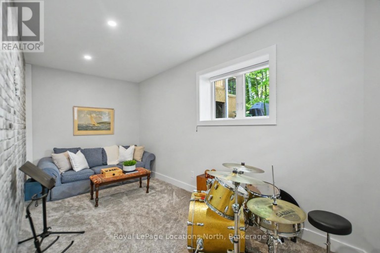 64 49TH STREET N, Wasaga Beach, Ontario, L9Z1Y1