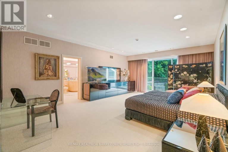 50 PARK LANE CIRCLE, Toronto (Bridle Path-Sunnybrook-York Mills), Ontario, M3C2N2
