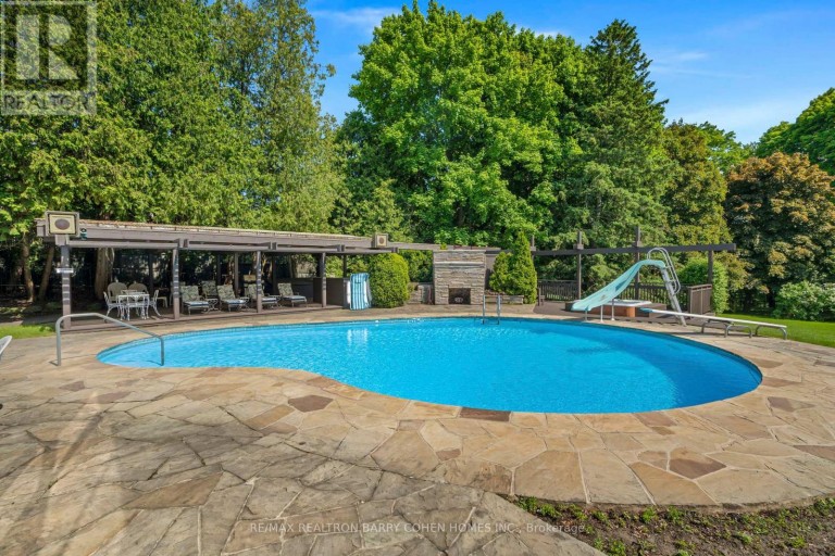 50 PARK LANE CIRCLE, Toronto (Bridle Path-Sunnybrook-York Mills), Ontario, M3C2N2