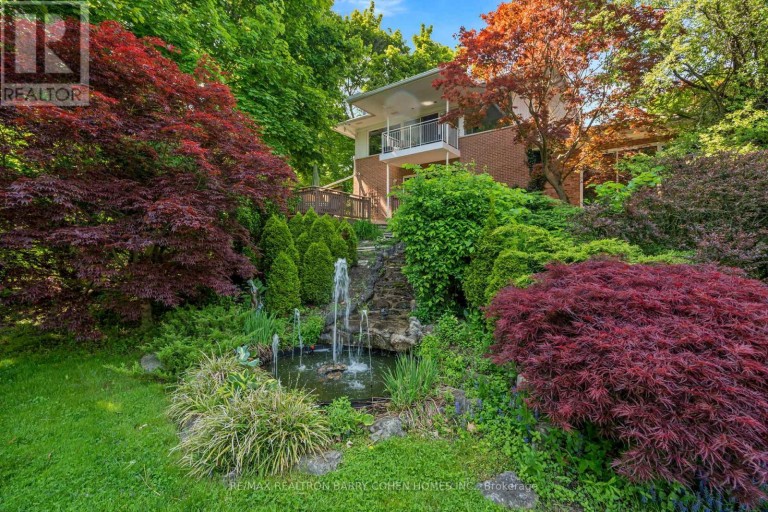 50 PARK LANE CIRCLE, Toronto (Bridle Path-Sunnybrook-York Mills), Ontario, M3C2N2