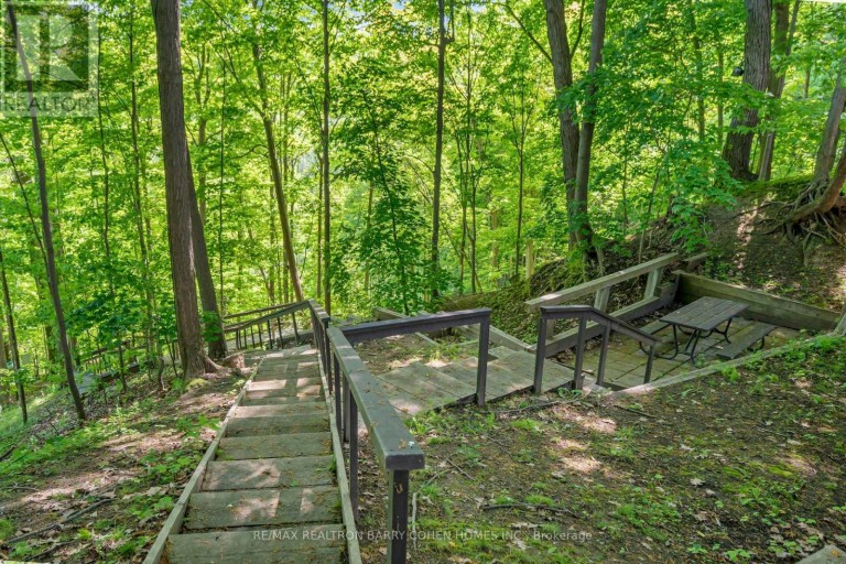 50 PARK LANE CIRCLE, Toronto (Bridle Path-Sunnybrook-York Mills), Ontario, M3C2N2