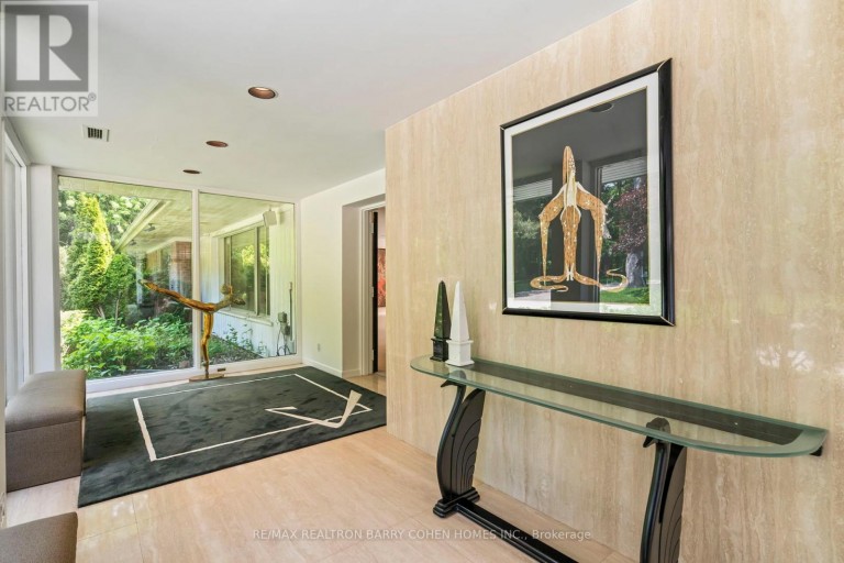 50 PARK LANE CIRCLE, Toronto (Bridle Path-Sunnybrook-York Mills), Ontario, M3C2N2