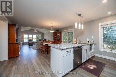 474825 TOWNSEND LAKE ROAD West Grey Ontario photo 10