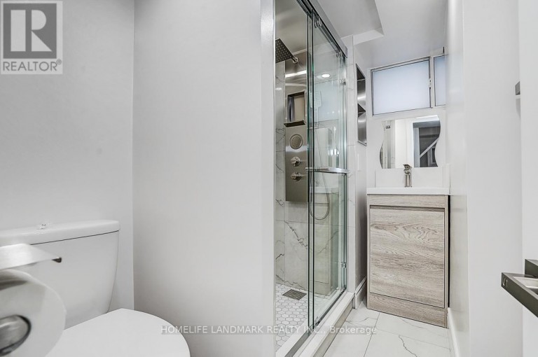 572 PHARMACY AVENUE, Toronto (Clairlea-Birchmount), Ontario, M1L3G9