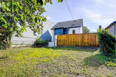 572 PHARMACY AVENUE Toronto (Clairlea-Birchmount) Ontario photo 32