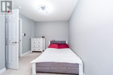 38 MINLOW WAY Aurora Ontario photo 10