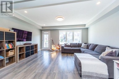 38 MINLOW WAY Aurora Ontario photo 7