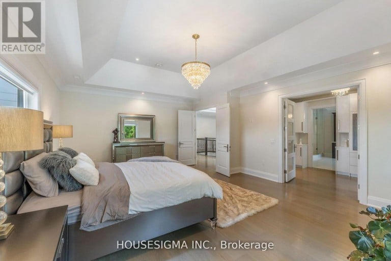 102 OXFORD STREET, Richmond Hill (Mill Pond), Ontario, L4C4L5