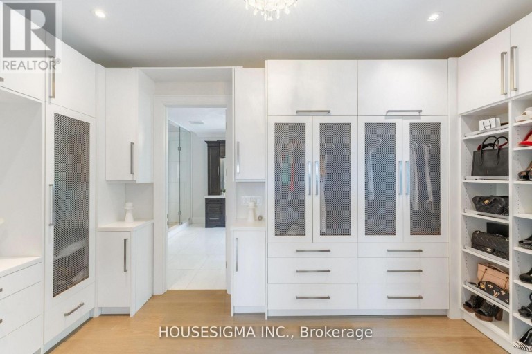 102 OXFORD STREET, Richmond Hill (Mill Pond), Ontario, L4C4L5