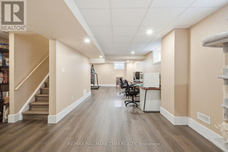 215 BRETON STREET, Clearview (Stayner), Ontario, L0M1S0