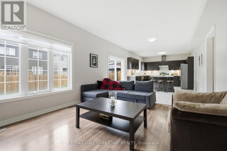 215 BRETON STREET, Clearview (Stayner), Ontario, L0M1S0