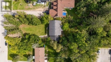 9 LITTLE LAKE DRIVE Barrie (Little Lake) Ontario photo 20