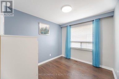 41 BRADSTOCK ROAD Toronto (Humbermede) Ontario photo 22