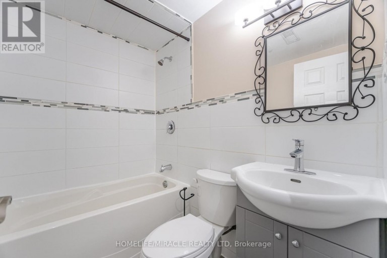 41 BRADSTOCK ROAD, Toronto (Humbermede), Ontario, M9M1M9