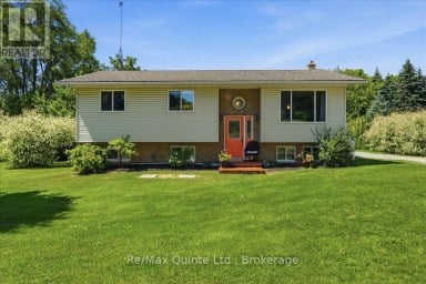 50 COUNTY ROAD 18 Prince Edward County (Athol Ward) Ontario photo 2