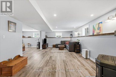 50 COUNTY ROAD 18 Prince Edward County (Athol Ward) Ontario photo 25