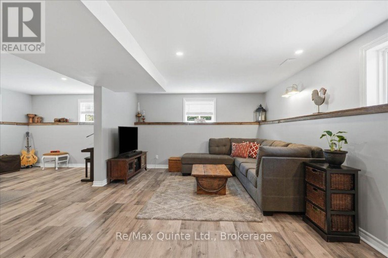 50 COUNTY ROAD 18, Prince Edward County (Athol Ward), Ontario, K0K1P0