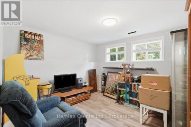50 COUNTY ROAD 18 Prince Edward County (Athol Ward) Ontario photo 31
