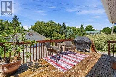 50 COUNTY ROAD 18 Prince Edward County (Athol Ward) Ontario photo 32