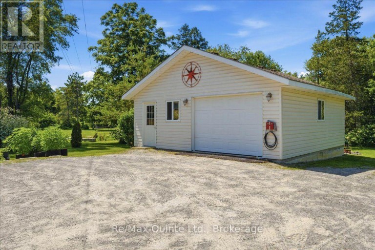 50 COUNTY ROAD 18, Prince Edward County (Athol Ward), Ontario, K0K1P0