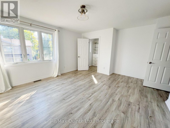 8 - 11 JANLYN CRESCENT, Belleville (Belleville Ward), Ontario, K8N5R4