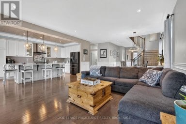 1118 ESCALA CRESCENT, Kingston (City Northwest) Ontario