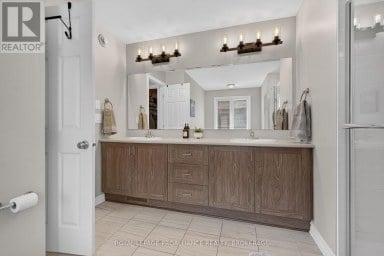1118 ESCALA CRESCENT, Kingston (City Northwest) Ontario