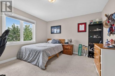 1118 ESCALA CRESCENT, Kingston (City Northwest) Ontario