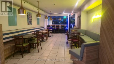 1608 QUEEN STREET E Toronto (Greenwood-Coxwell) Ontario photo 10