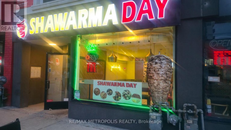 1608 QUEEN STREET E, Toronto (Greenwood-Coxwell), Ontario, M4L1G2