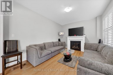 218 FLOOD AVENUE Clarington (Newcastle) Ontario photo 17