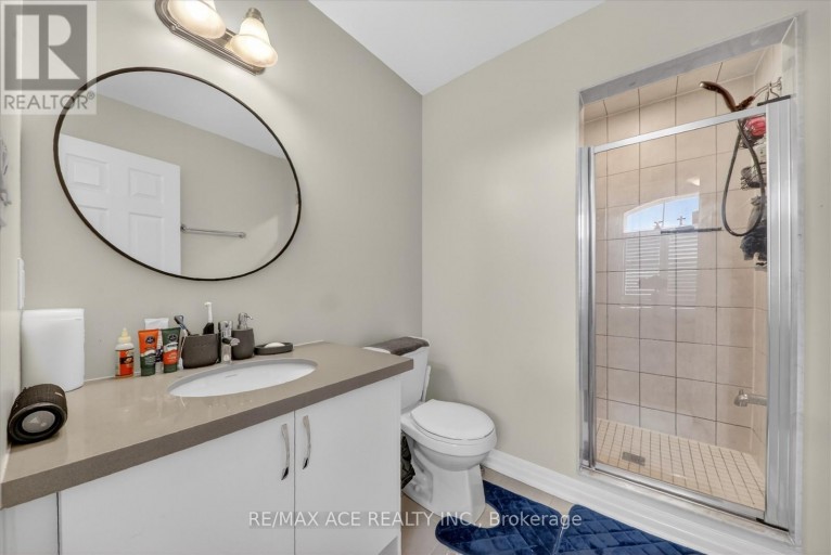 218 FLOOD AVENUE, Clarington (Newcastle), Ontario, L1B0W6