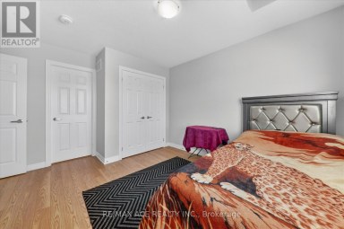 218 FLOOD AVENUE Clarington (Newcastle) Ontario photo 31