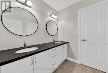 218 FLOOD AVENUE Clarington (Newcastle) Ontario photo 32