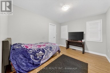218 FLOOD AVENUE Clarington (Newcastle) Ontario photo 34