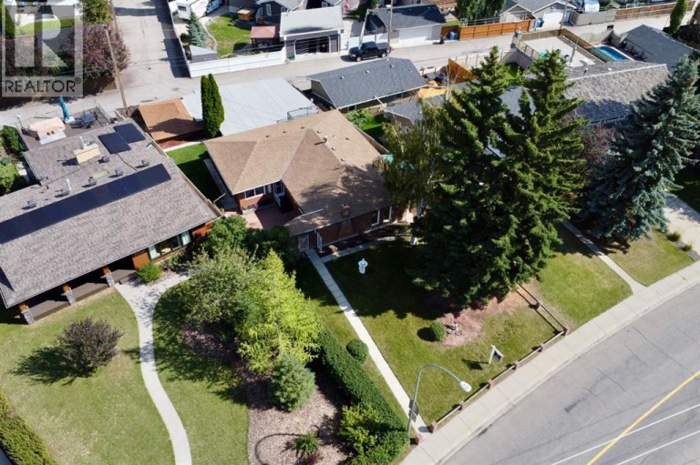 708 Lake Bonavista Drive SE, Calgary, Alberta, T2J0N1