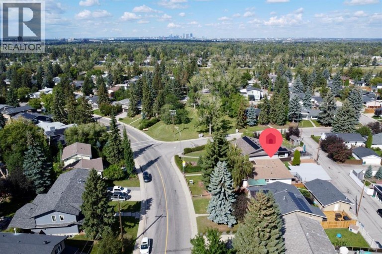 708 Lake Bonavista Drive SE, Calgary, Alberta, T2J0N1