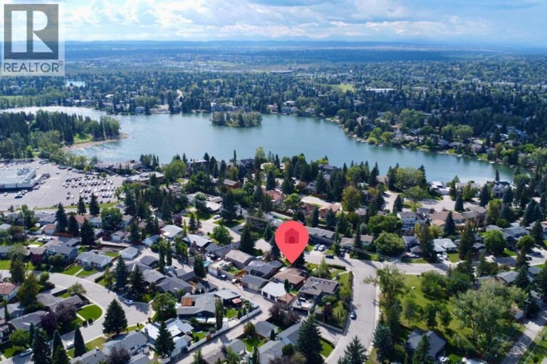 708 Lake Bonavista Drive SE, Calgary, Alberta, T2J0N1