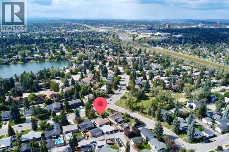 708 Lake Bonavista Drive SE, Calgary, Alberta, T2J0N1