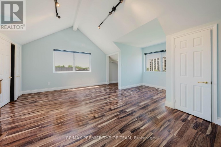 7930 KIPLING AVENUE, Vaughan (West Woodbridge), Ontario, L4L1Z5