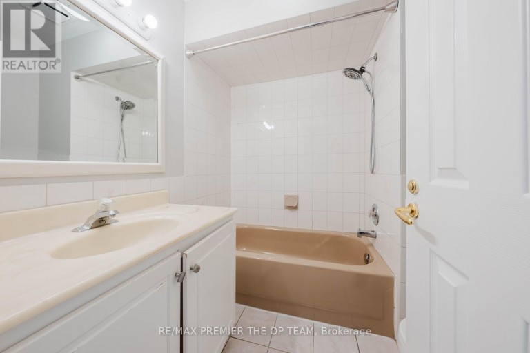 7930 KIPLING AVENUE, Vaughan (West Woodbridge), Ontario, L4L1Z5