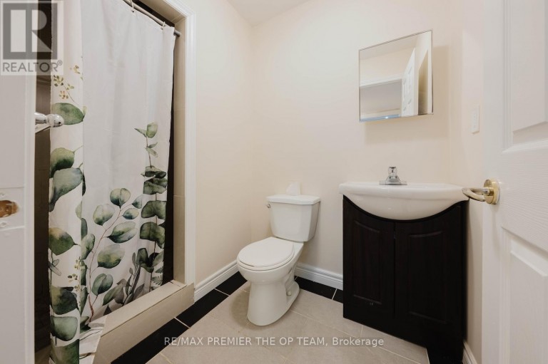 7930 KIPLING AVENUE, Vaughan (West Woodbridge), Ontario, L4L1Z5