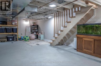 248 BENSON AVENUE Toronto (Wychwood) Ontario photo 16